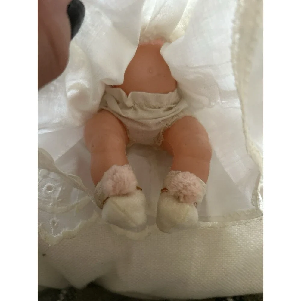 Doll8” Hard Plastic Sleepy Eyes Original Christening Outfit MCM 1950’s Hong Kong